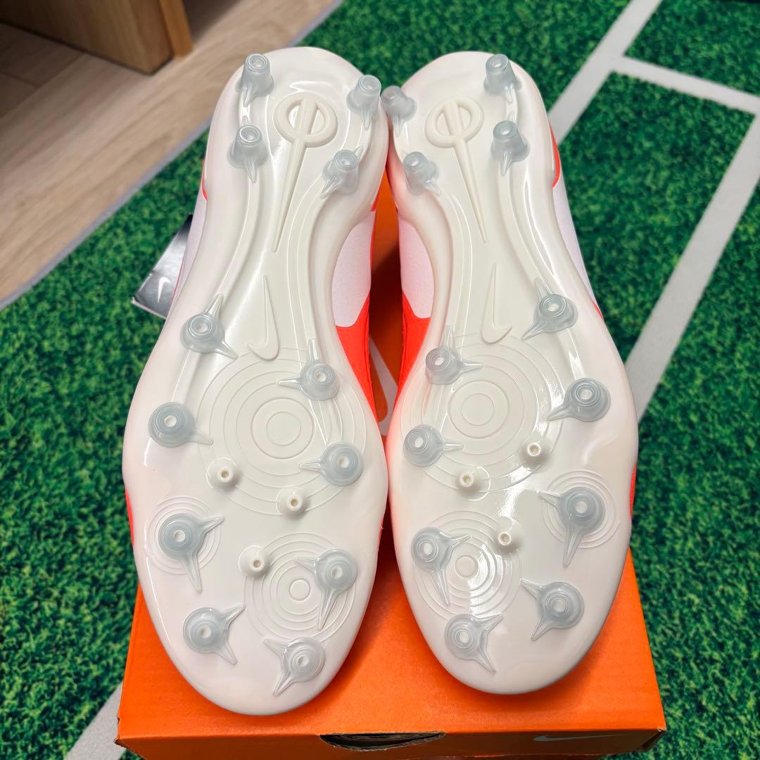 ナイキ ティエンポレジェンド10 プロ AG（24.5㎝）