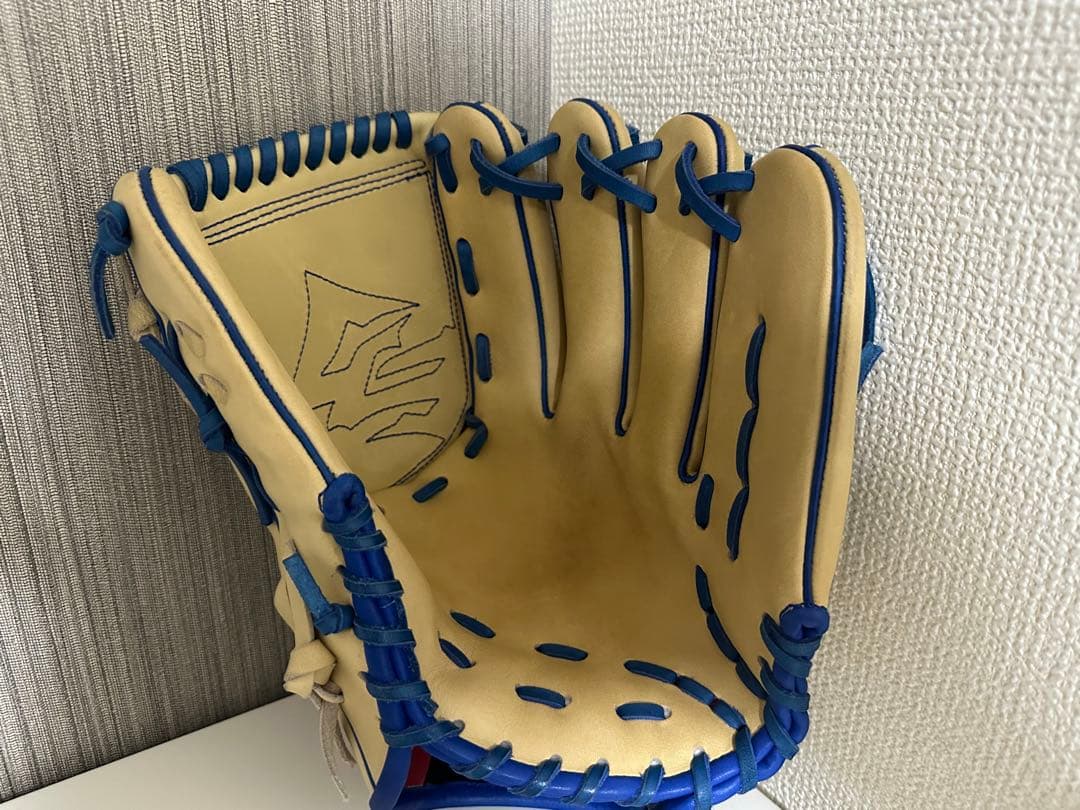 Niina 投手用グローブ