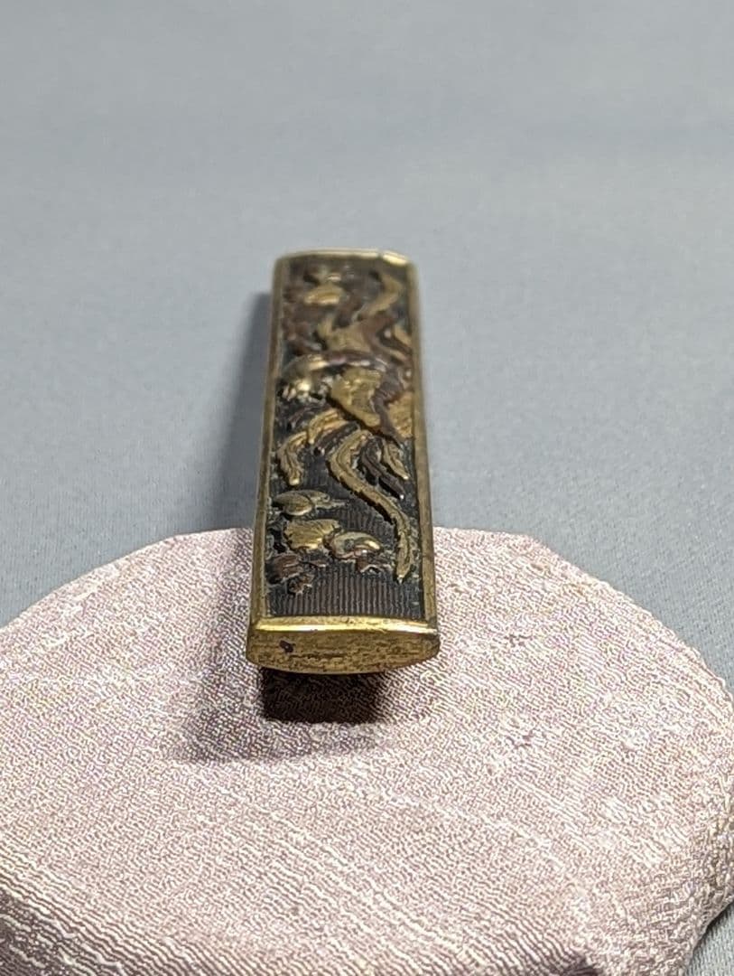 刀装具 小柄 柄袋 桐鳳凰図 象嵌 赤銅魚子地 骨董