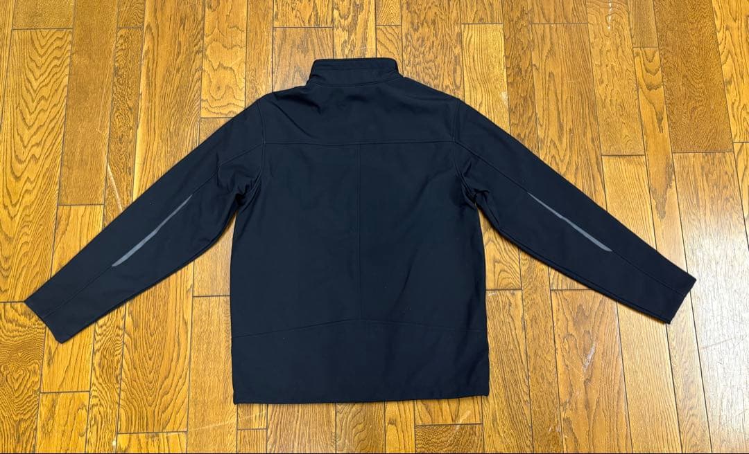 リョウさま専用STORM ソフトシェルジャケット 黒 新品 M（日本Lサイズ）