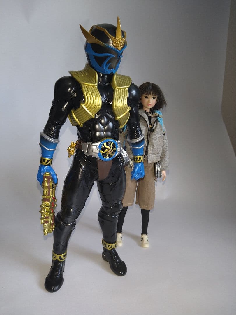 仮面ライダー 威吹鬼フィギュア＆momokodoll