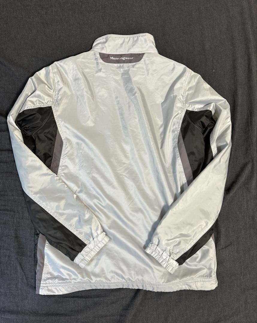 マンシングウェア　ジャケット　Mサイズ