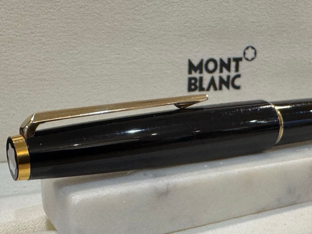 【極美品】モンブランNO320 ブラック 万年筆 EF