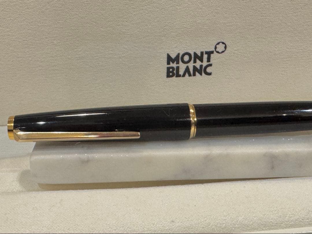【極美品】モンブランNO320 ブラック 万年筆 EF