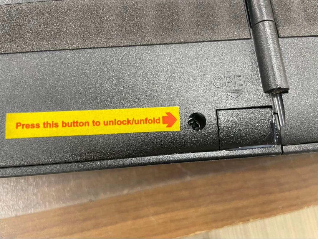 折りたたみ電子ピアノ　88鍵盤　充電タイプ　ブラック 鍵盤ライト機能あり