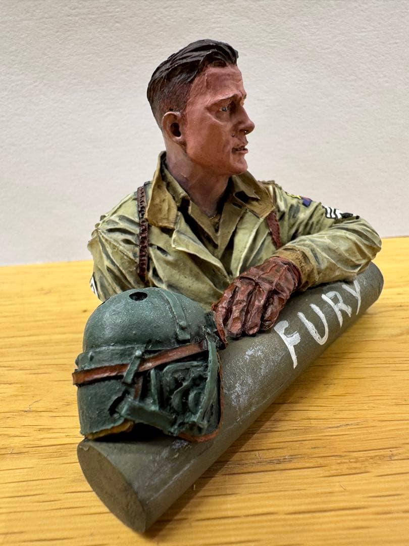 FURY 兵士 フィギュア1/10ケース付