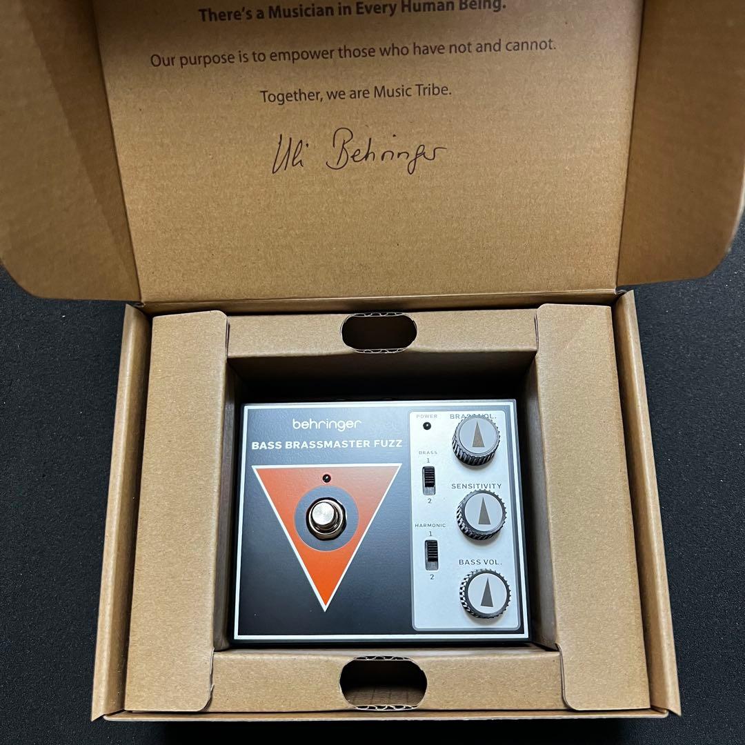 ベース behringer BASS BRASSMASTER FUZZ