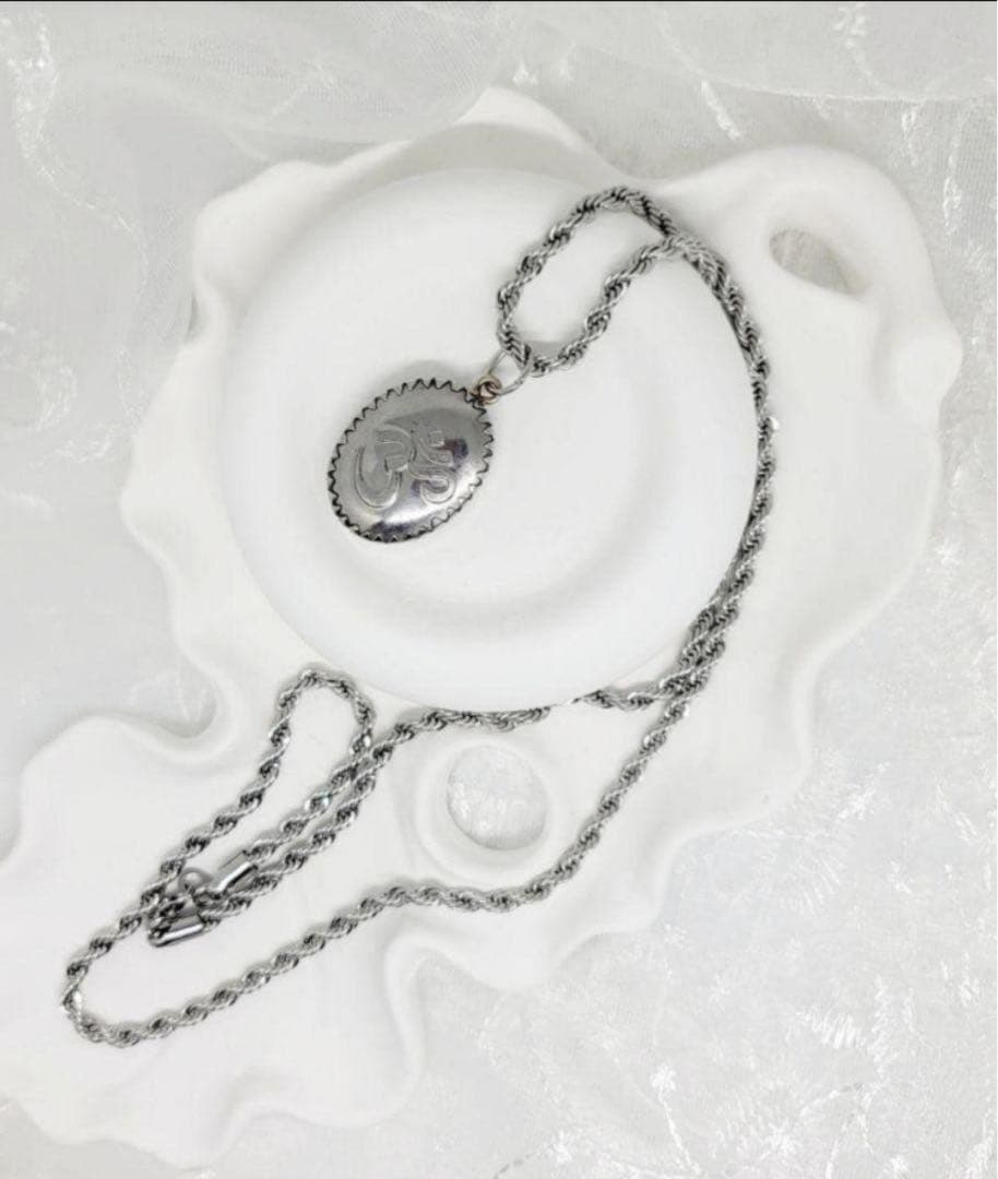 オームペンダント シヴァ・パールヴァティー＆ガネーシャ 神聖ペンダント 藤井風