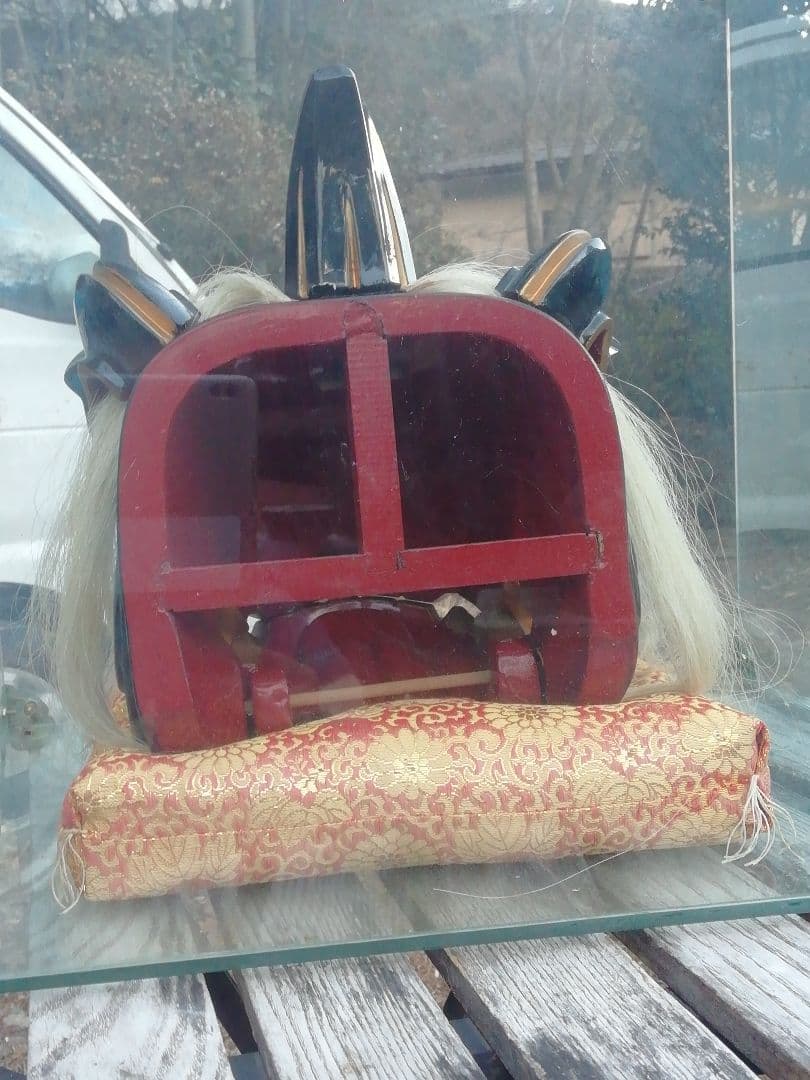 獅子舞の獅子頭/ 耐熱ガラスケース入り/ 耐熱ガラスケースだけでも高額