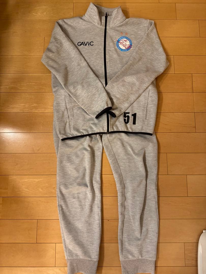 成徳深谷　高校サッカー　ジャージ上下セット hummel