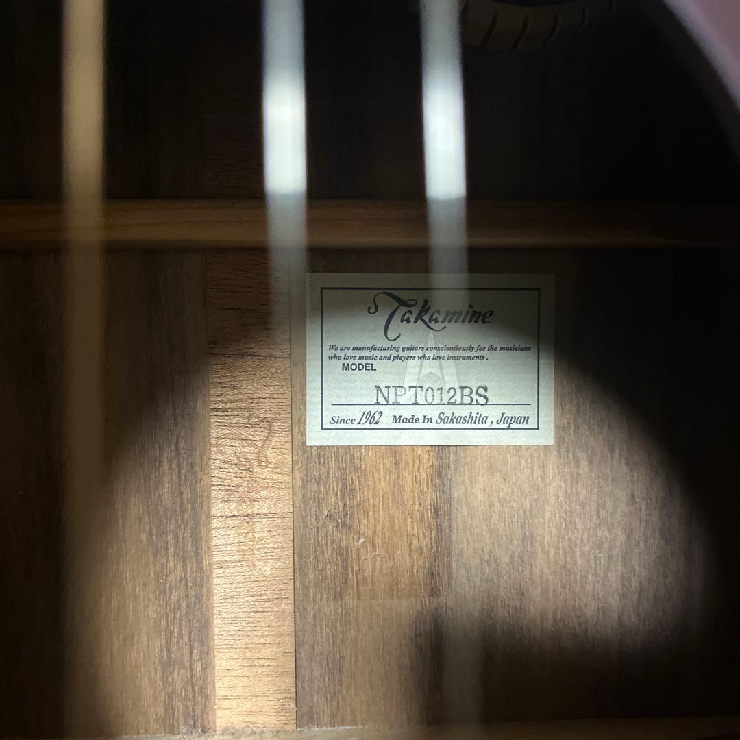 Takamine タカミネ（長渕剛さん愛用タイプ？）エレアコNPT-012 BS