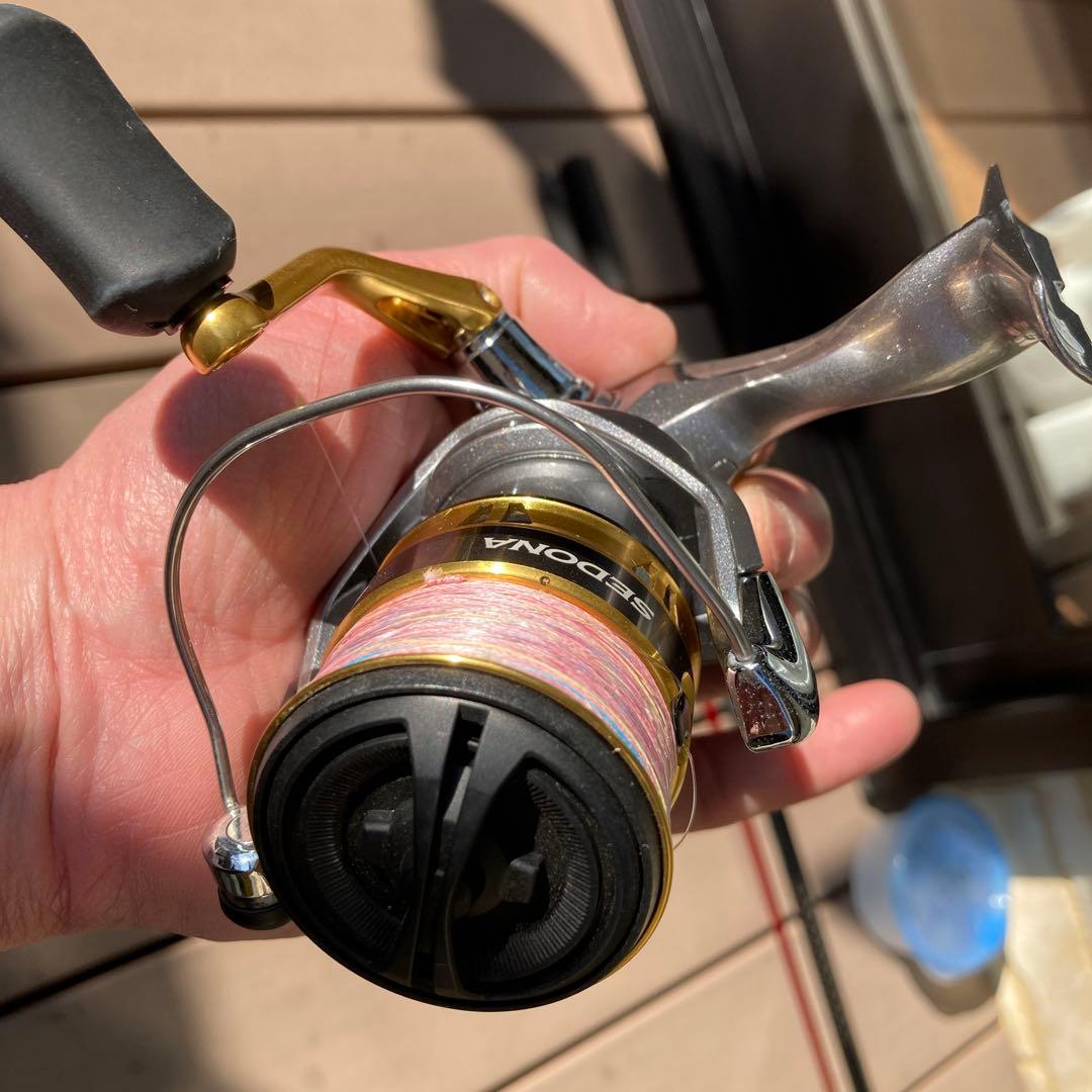 SHIMANO SEDONA 2500H リール