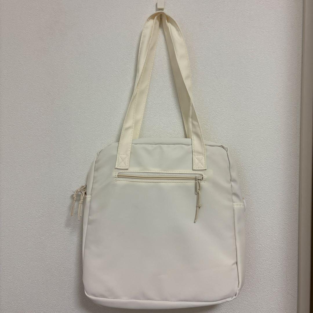 COLON ハート型バッジ付きショルダーバッグ