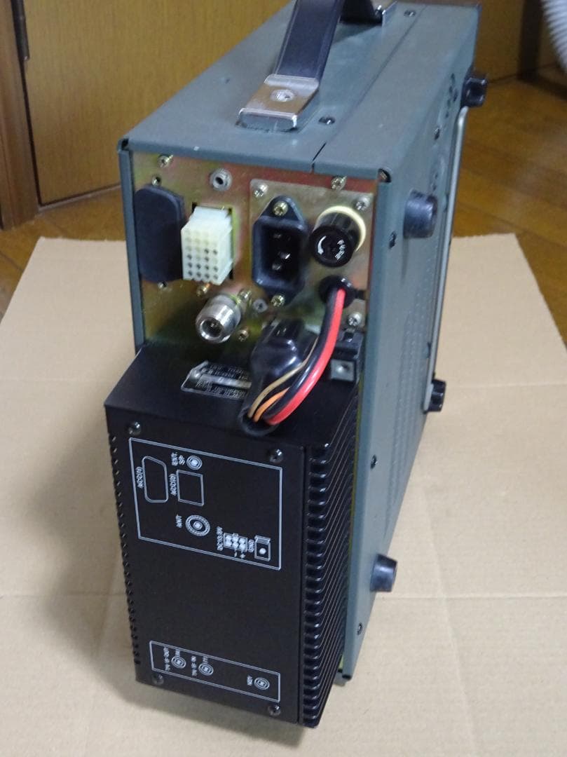 IRQ4はCom1 アマ無線 1200MHz リグ2台,アンテナ2本,同軸