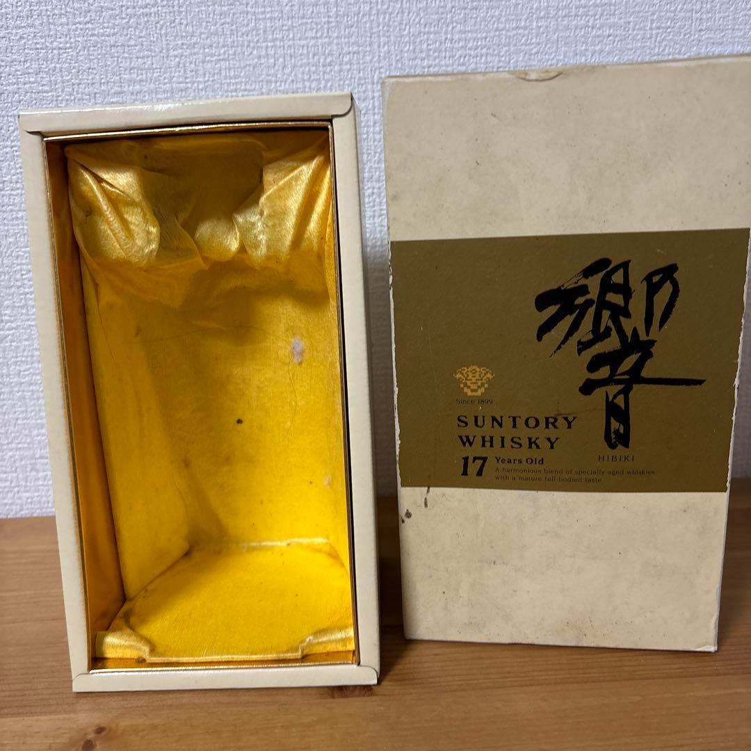 サントリーウイスキー　響17年　ゴールドラベル　箱付　未開封❷