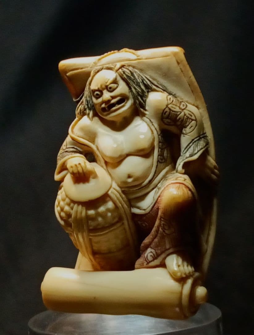 蕉雨 在銘 根付「日本画掛軸から飛び出す 鬼と釣り鐘の図 期間限定値下