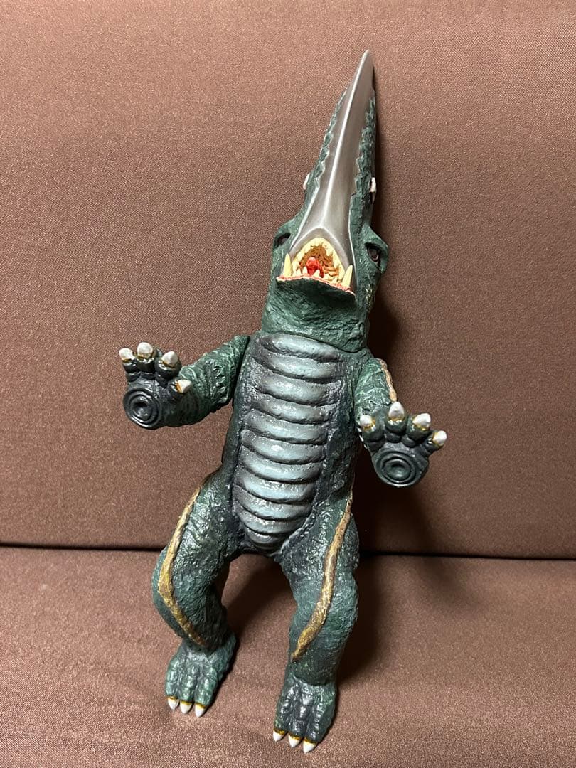 大悪獣：ギロン 検：海洋堂 ボークス ビリケン商会