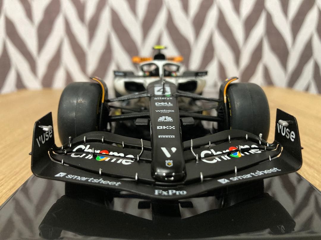タバコ仕様　日本未発売　ビッグスケールF1 マクラーレン　MCL60 モナコGP