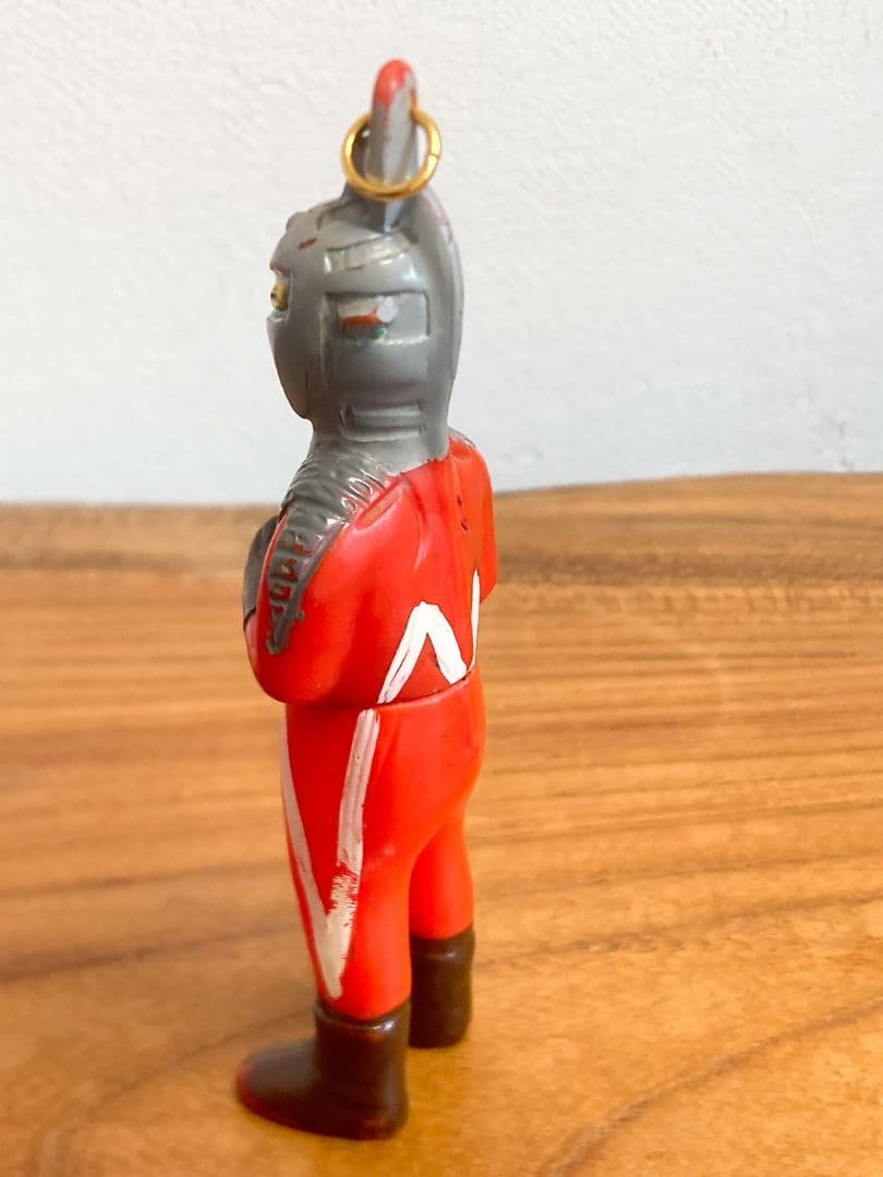 ウルトラセブン　ペンダントソフビ