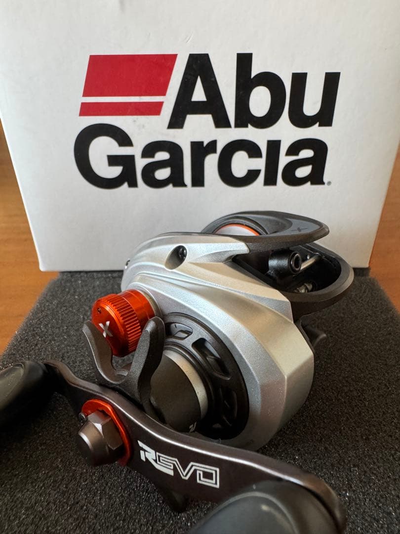 リール Abu Garcia REVO5X-HS