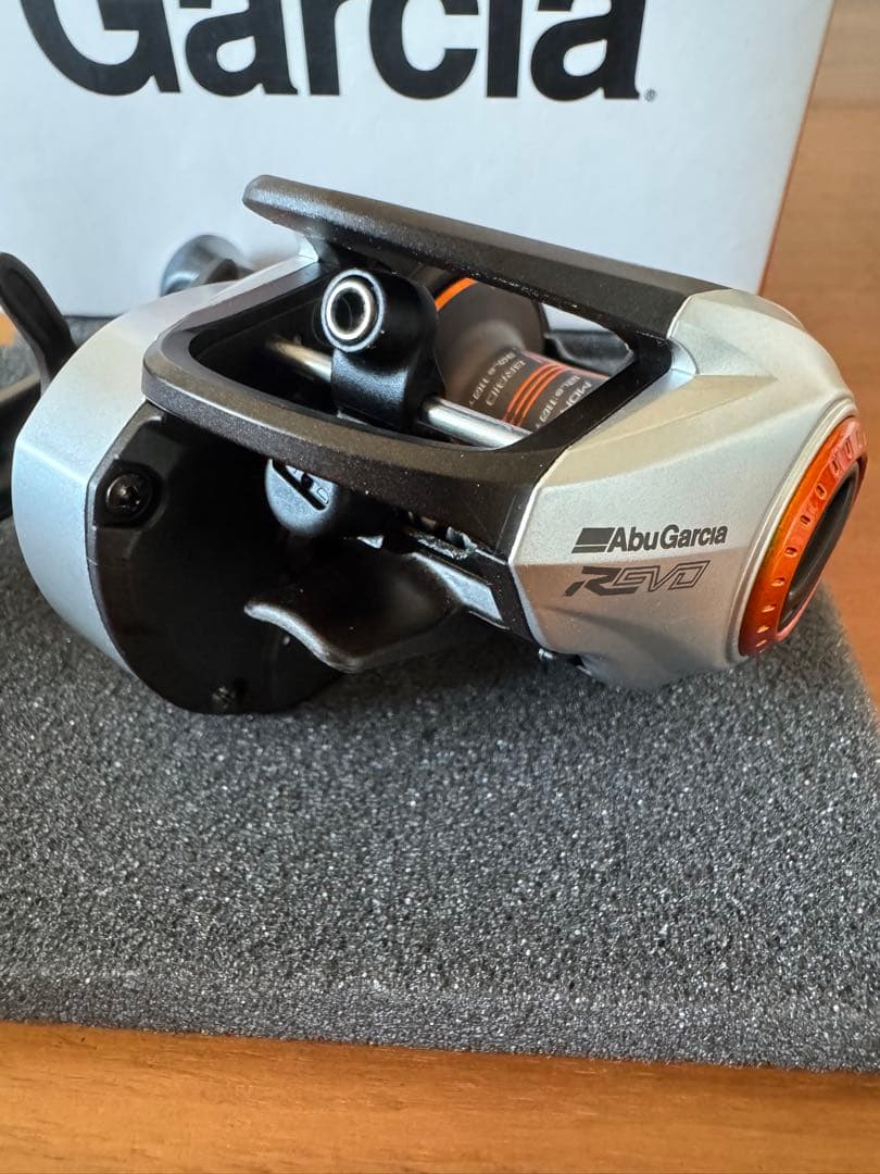 リール Abu Garcia REVO5X-HS