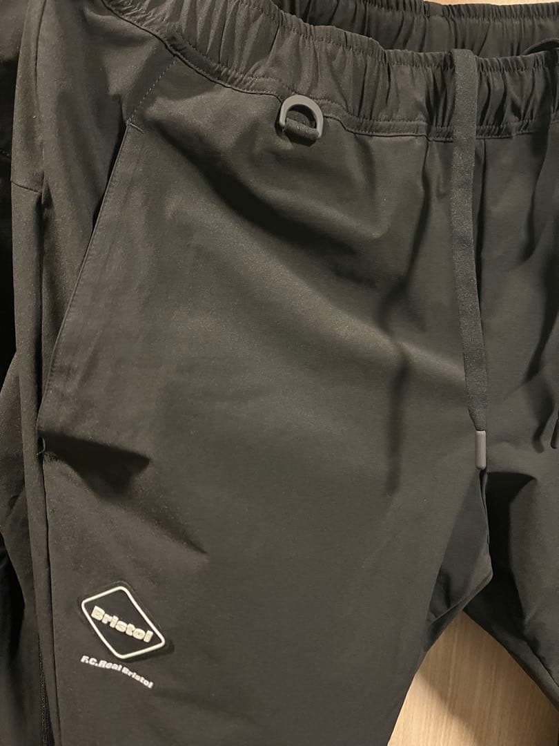 新品　25-26aw fcrb セットアップ　ボア　完売品　Sサイズ　ブリストル