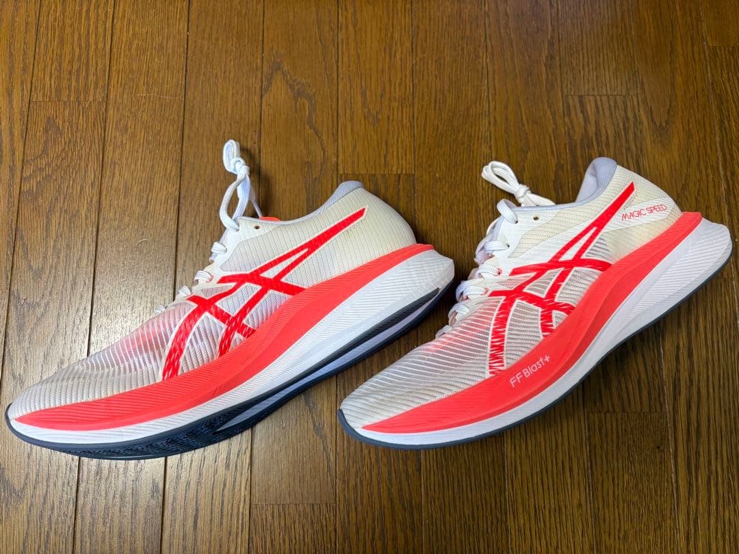 アシックスマジックスピード3 27.0cm ホワイト/レッド