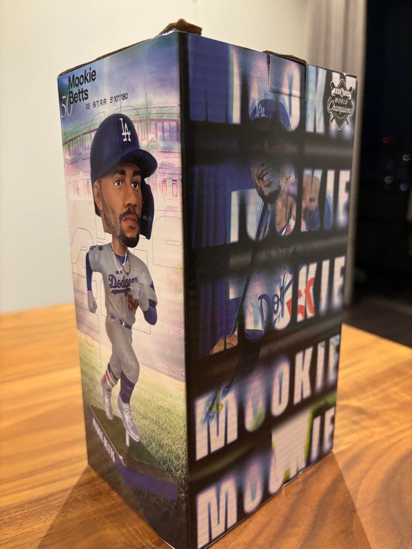 2025 入場者限定　ロサンゼルス・ドジャース ムーキー・ベッツ バブ