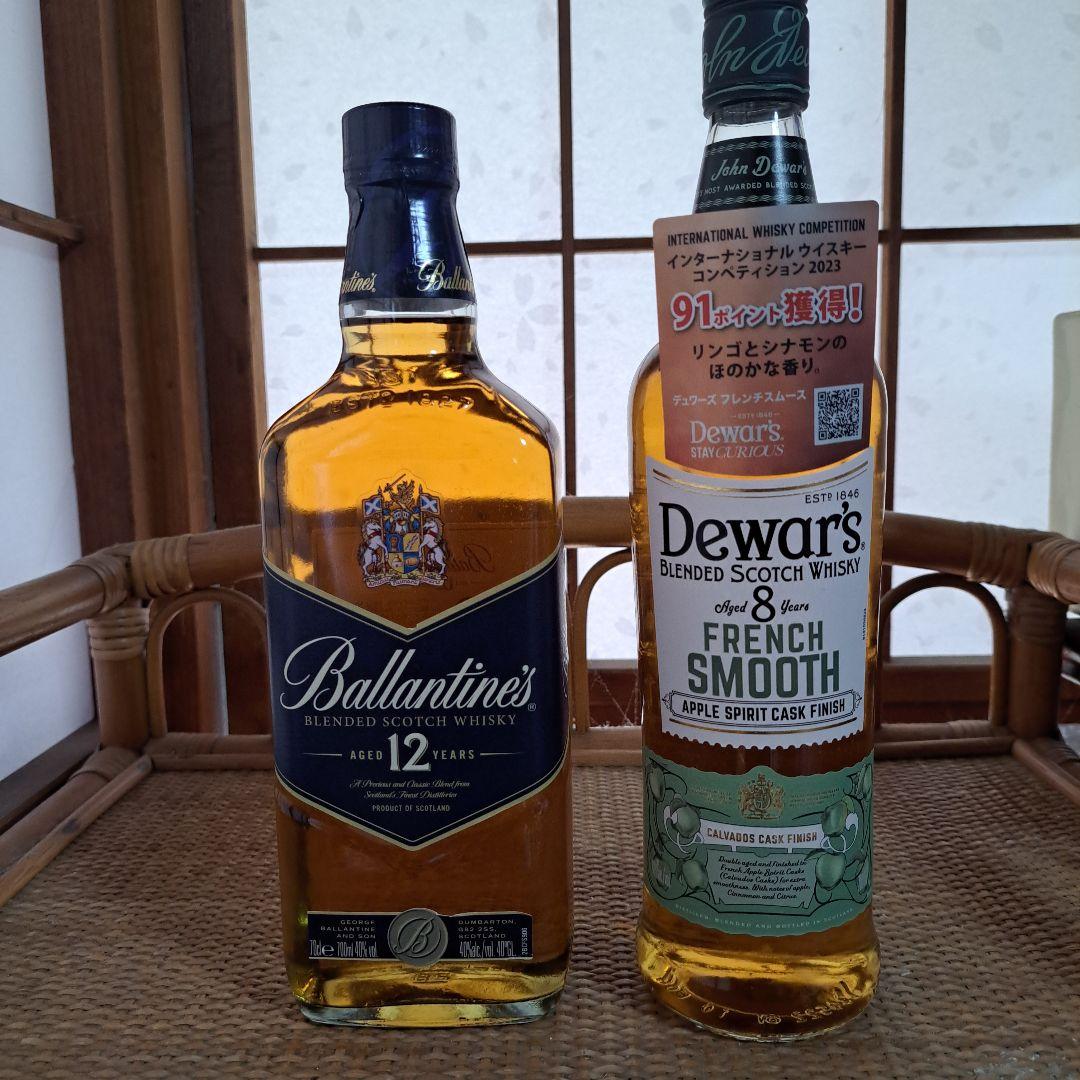 Ballantine's 12年 、デュワーズ8年、セット