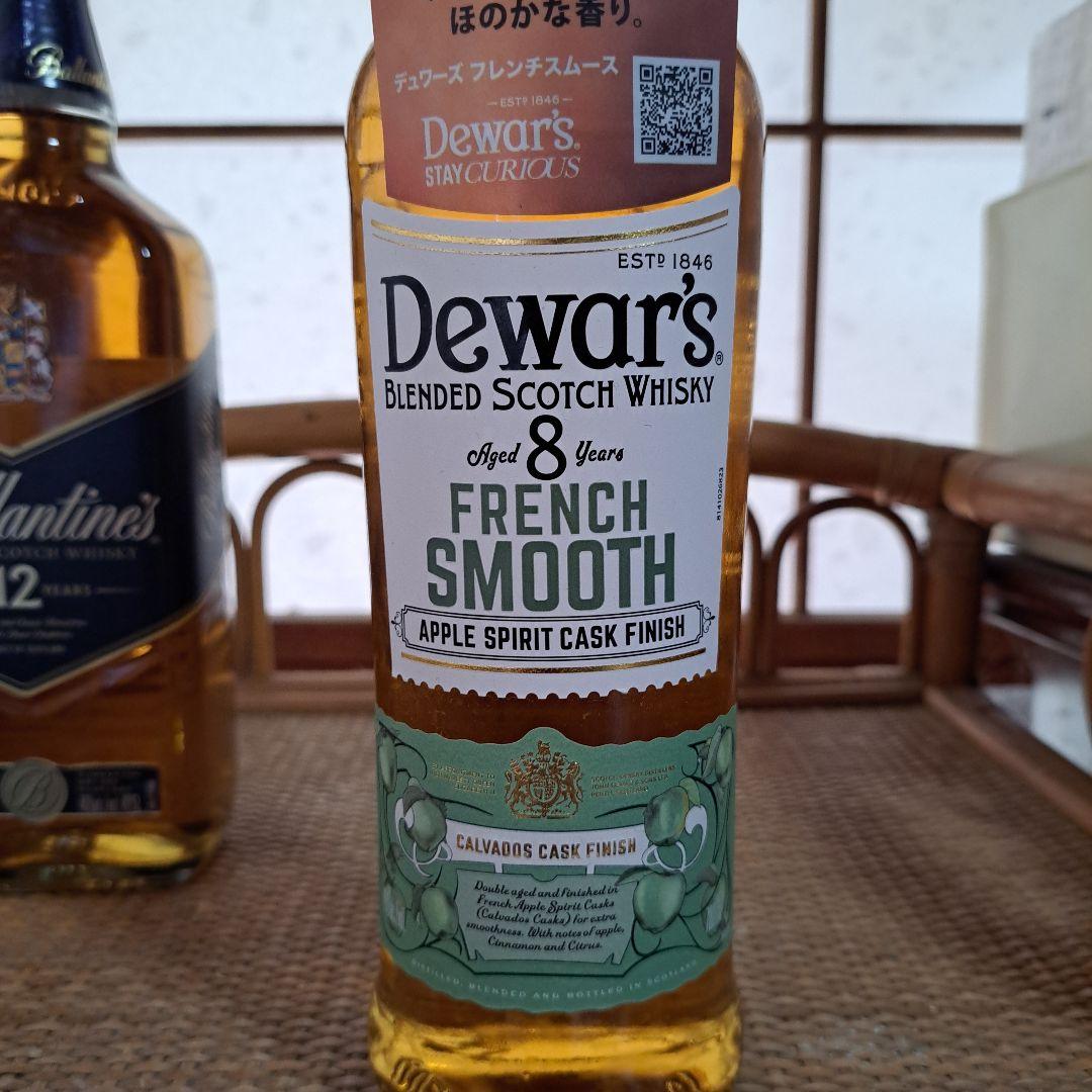 Ballantine's 12年 、デュワーズ8年、セット