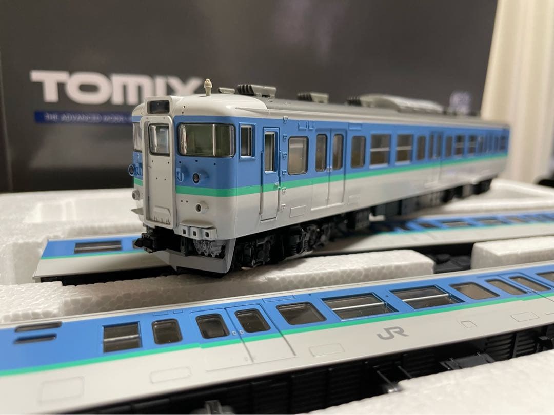 TOMIX 115系1000番台　長野色　HO-077