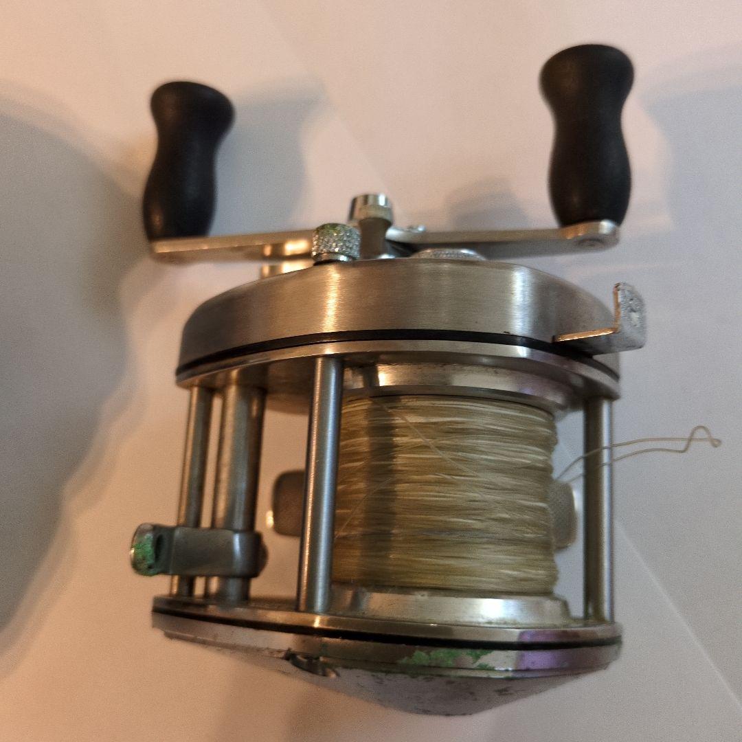 シマノ　ベイトリール　バンタム　400