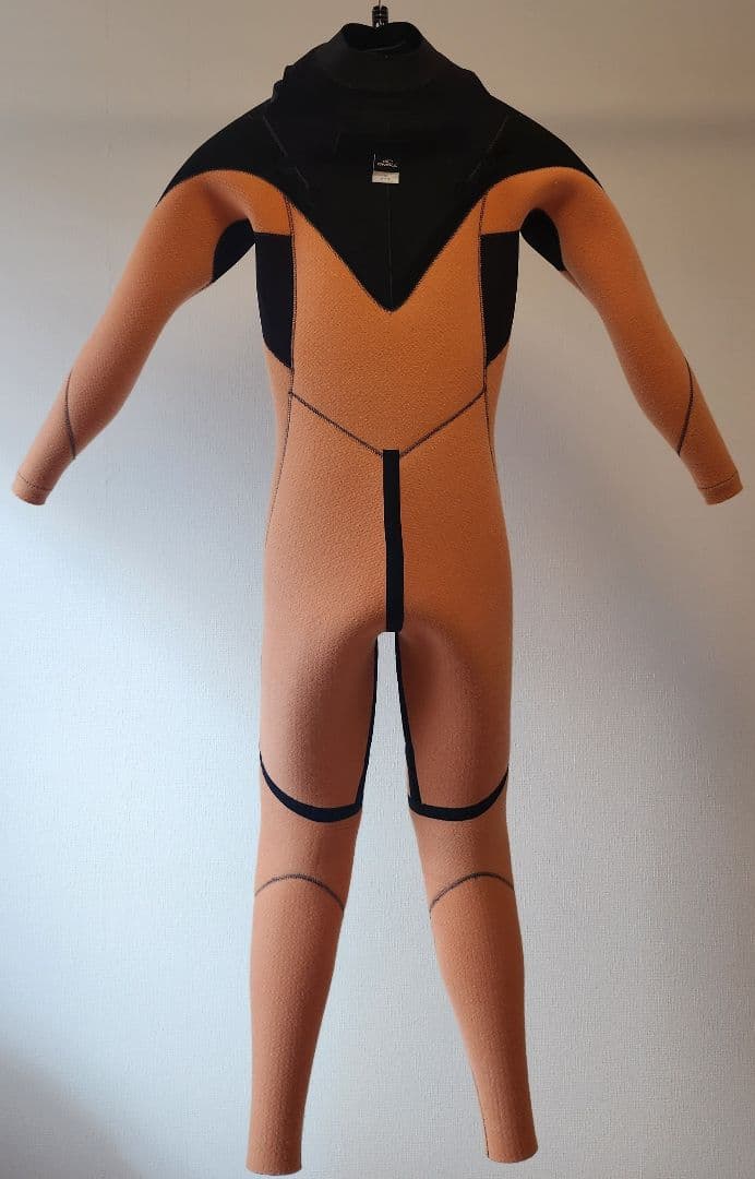 ヨ*ン様 O'NEILL　セミドライスーツ 5×3㍉　美品