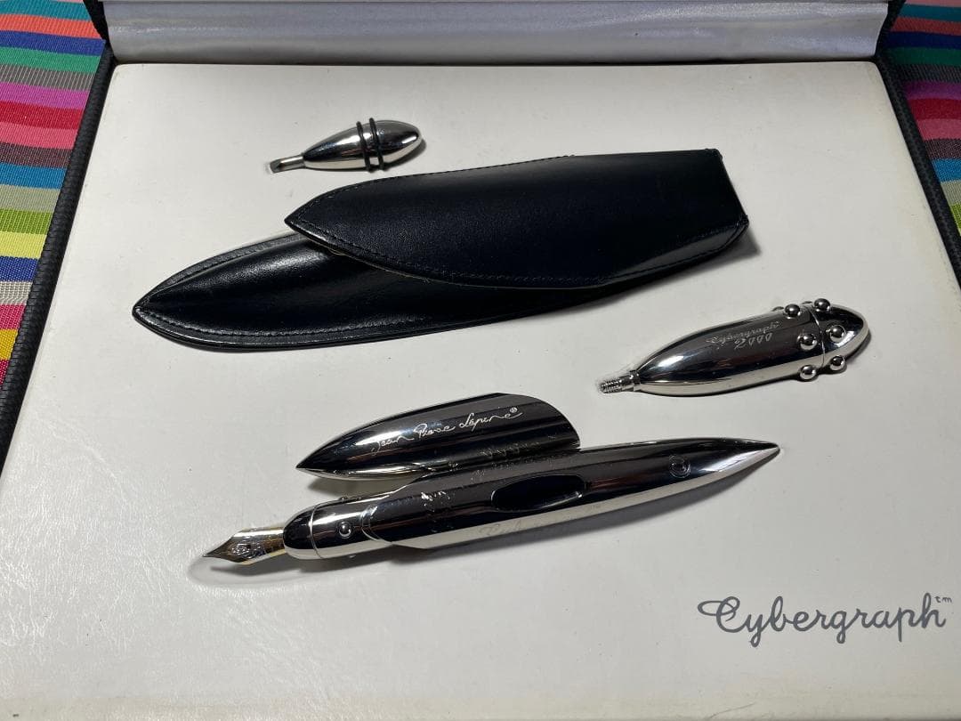 大幅値下　入手困難　ジャン・ピエール・レピーヌ.サイバーグラフ万年筆１８ＫニブＭ