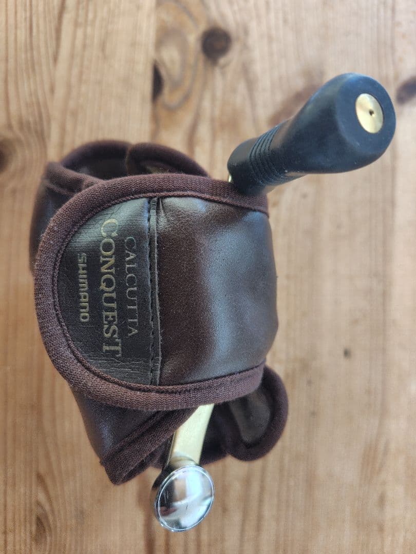 シマノSHIMANO カルカッタコンクエスト200f 右巻き