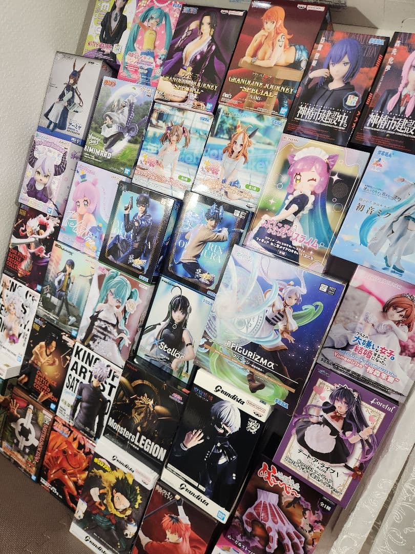 未開封フィギュア35個 美少女系 ニカ 東京喰種 フリーレン ヒロアカ ウマ娘