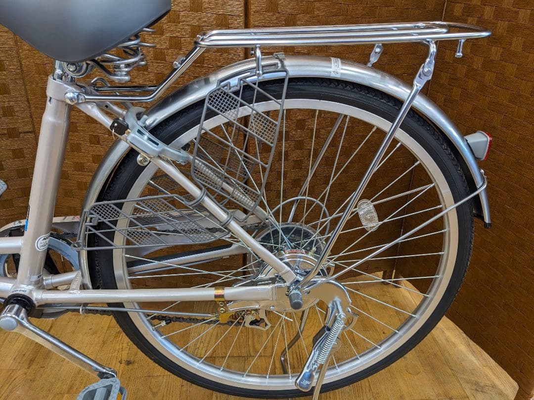 U081 美品　普通自転車　２４インチ　6段変速