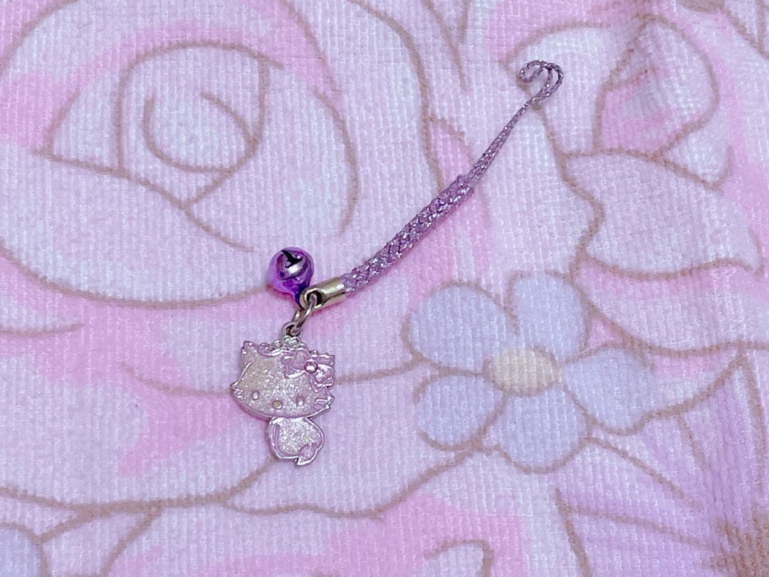 ご当地キティ　北海道　チャーミーキティ　根付け