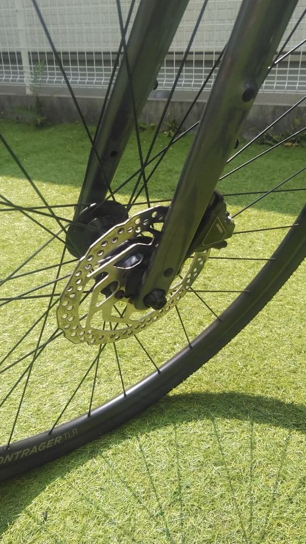 トレック TREK FX3 Gen4 Mサイズ 25年モデル 美品 大阪