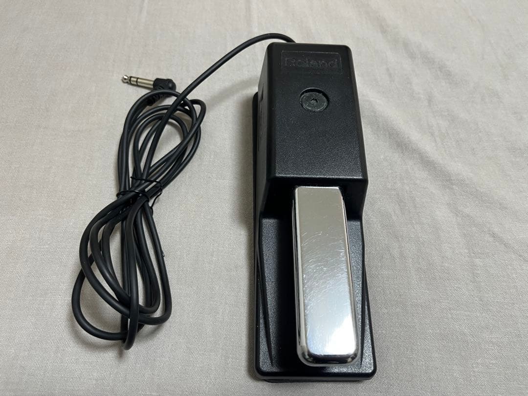 Roland FP-30 ホワイト 電子ピアノ【訳あり】