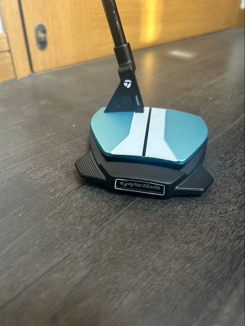 テーラーメイド　スパイダー GTX（Spider GTx）パター　アイスブルー