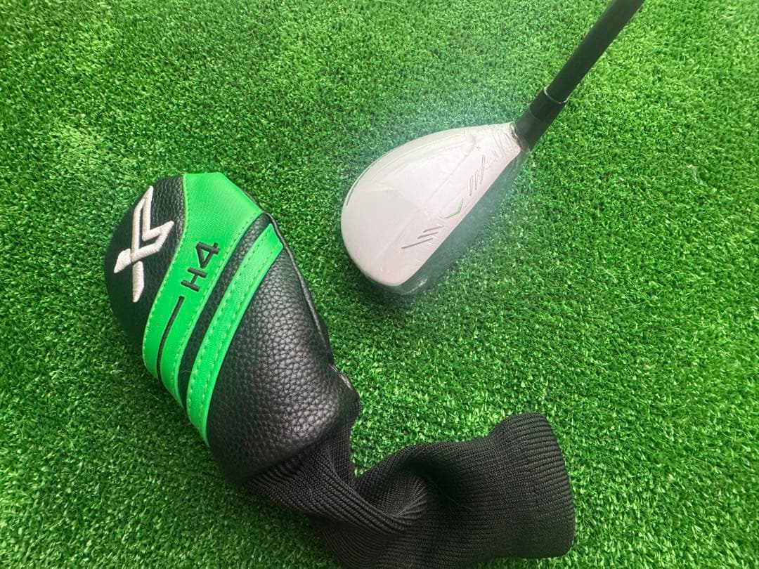 最安値！新品！希少ホワイトモデル ゼクシオ エックス H4 SR XXIO U4