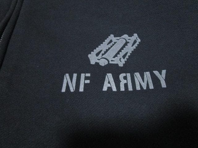 未使用　ナリフリ×アルファ　ダブルフードフロントジップパーカー