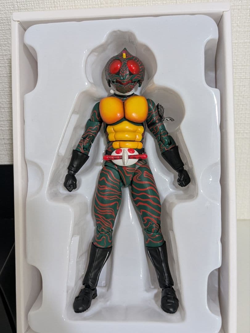 BANDAI SPIRITS　真骨彫製法　仮面ライダーアマゾン