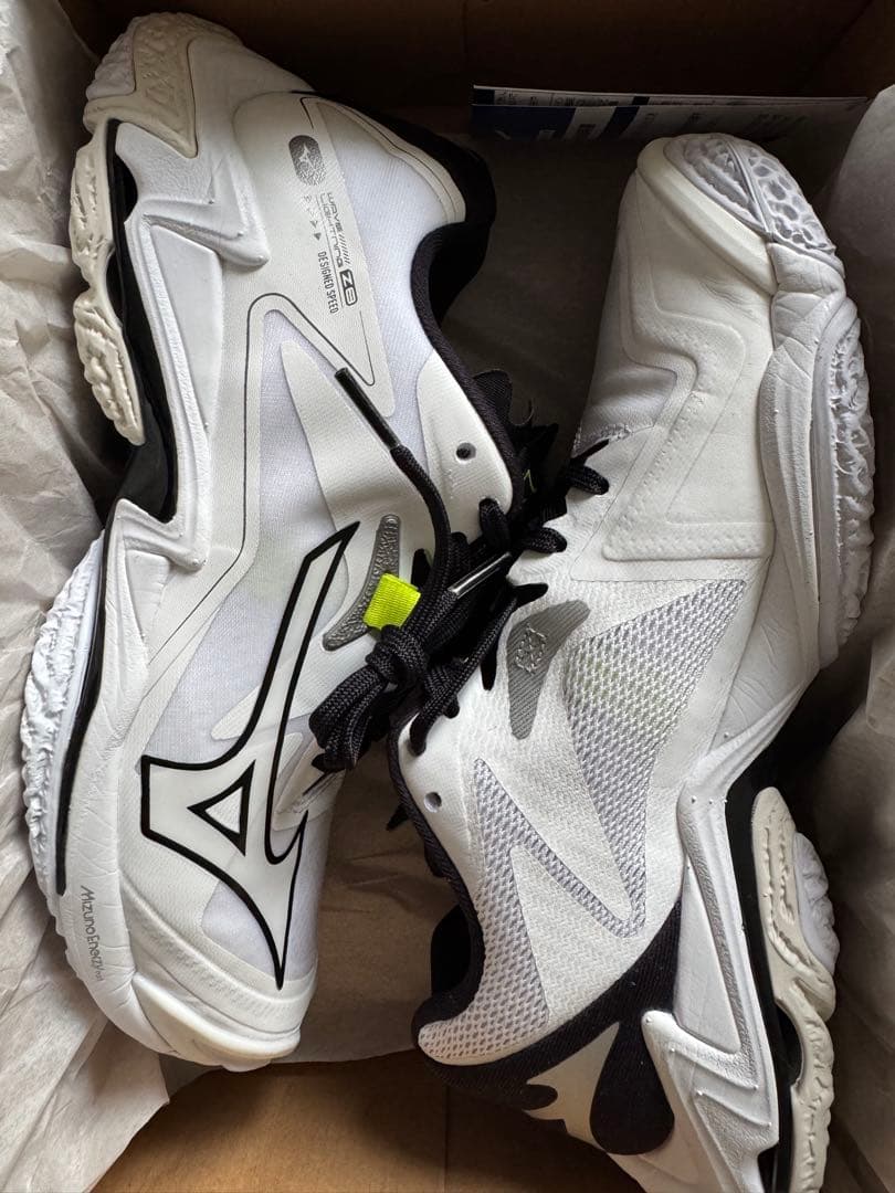 シューズ Mizuno Wave Lightning Z6 25.0cm