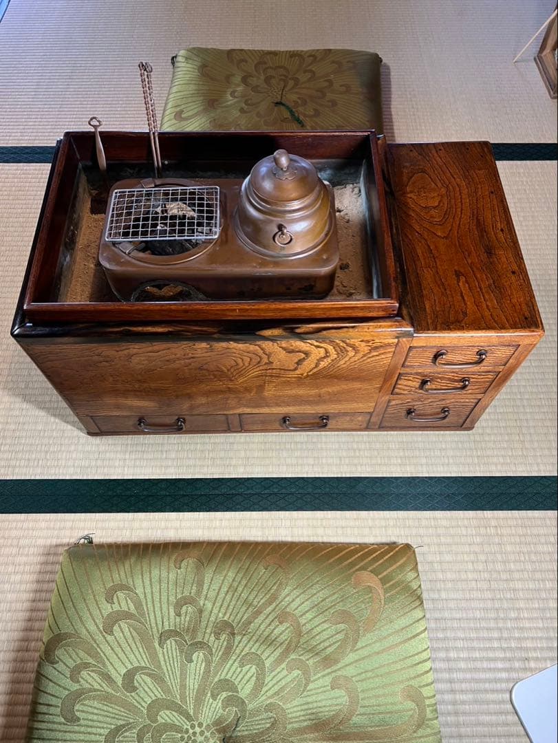 江戸後期　欅黒柿縁長火鉢 骨董状態良、灰五徳付