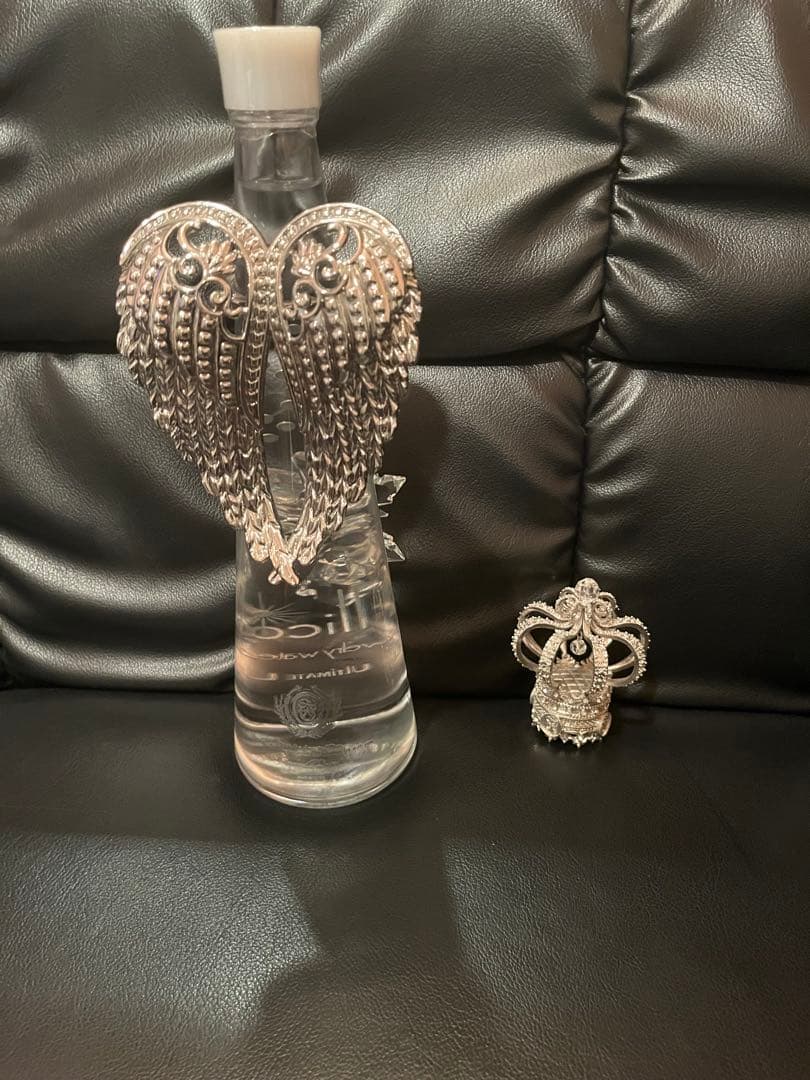 【新品・未開封】フィリコFillico 限定クリスタルボトル