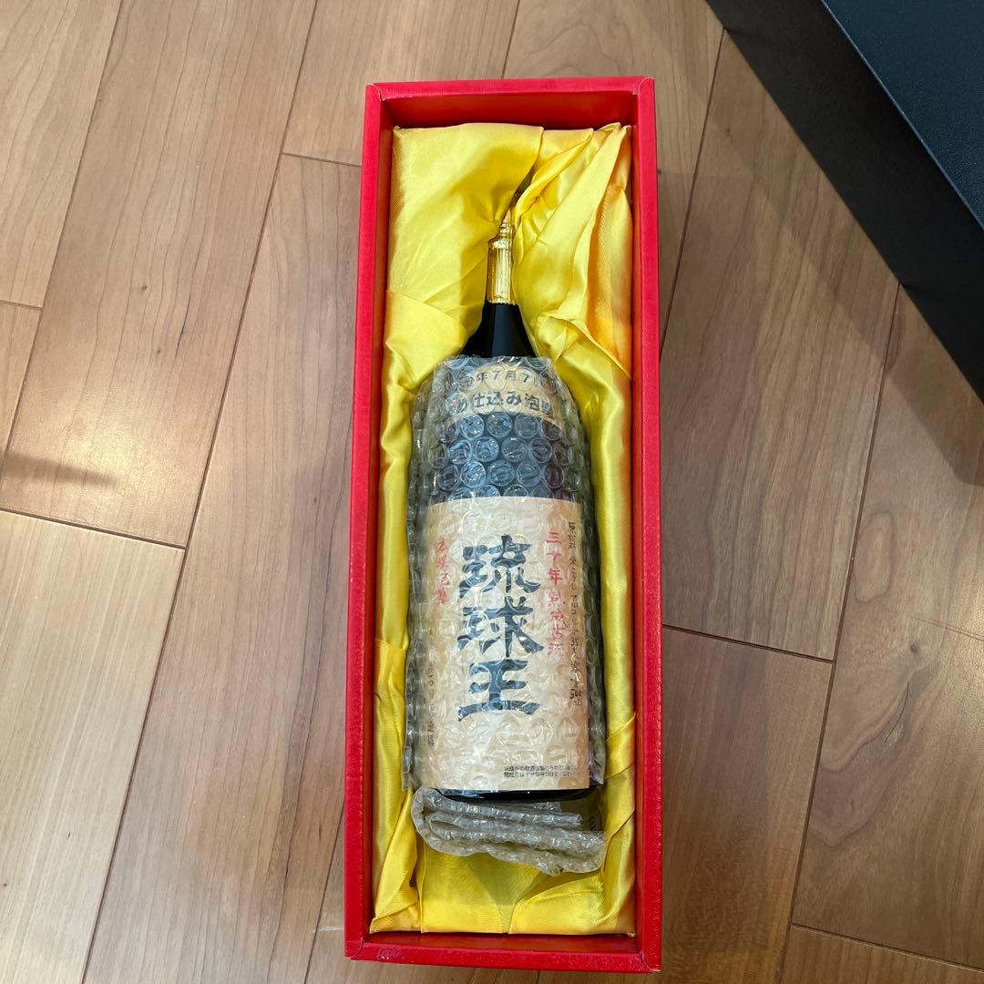 コレクター向け　価格交渉歓迎　50年物　古酒　泡盛　琉球王　石川酒造場