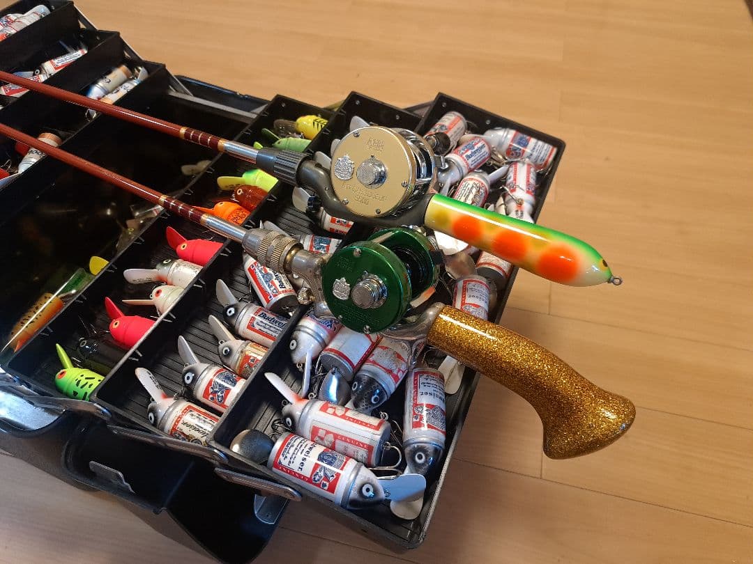 一点物　ザウルス　バルサ50　ビッグラッシュそっくりグリップ　アブ　道楽　ヘドン