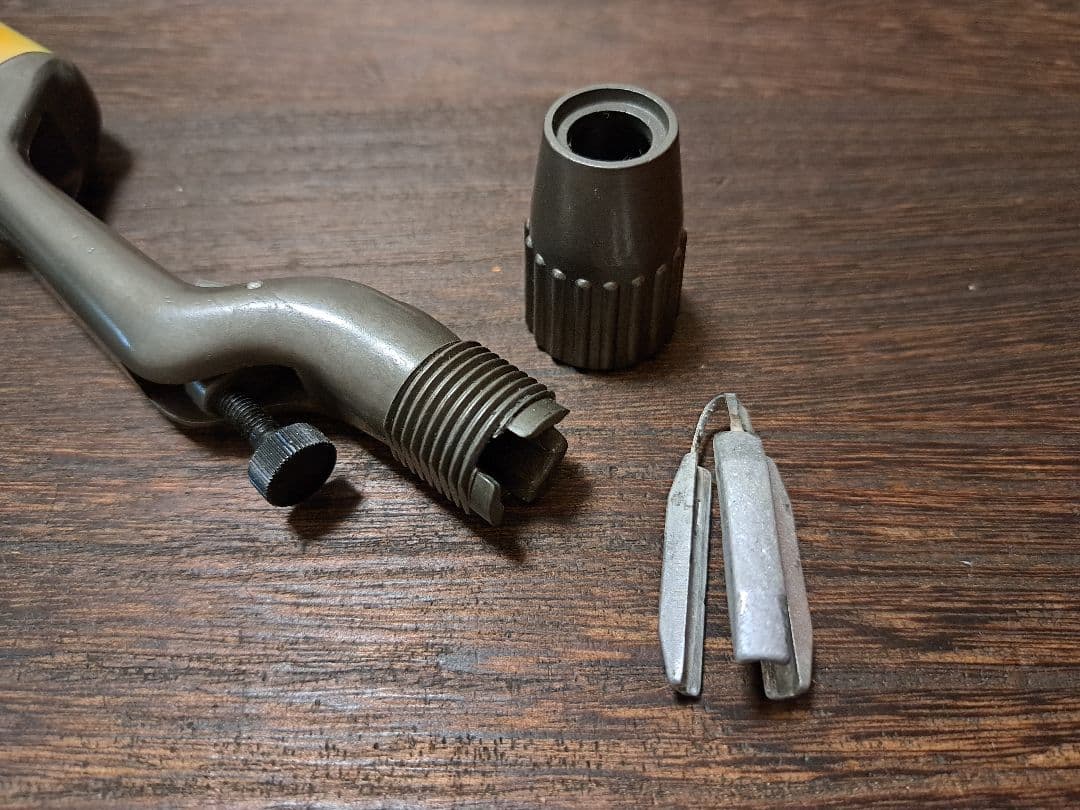 一点物　ザウルス　バルサ50　ビッグラッシュそっくりグリップ　アブ　道楽　ヘドン